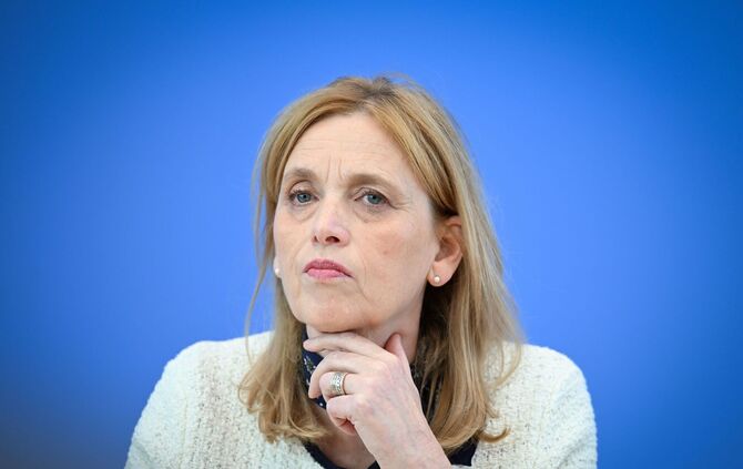 Familienministerin Karin Prien