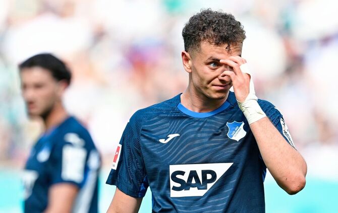 Fisnik Asllani