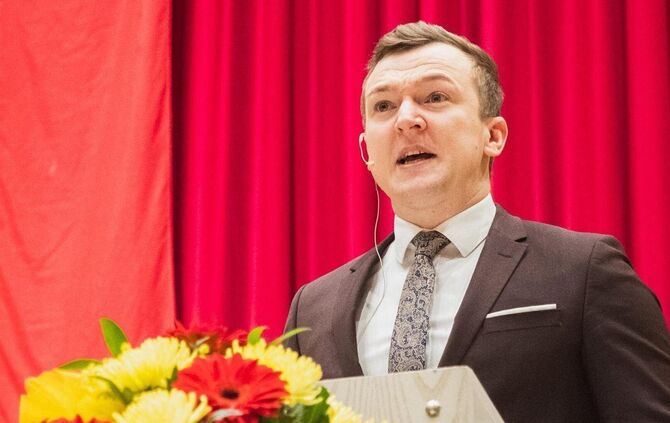 Statement aus Plüderhausen: Das Sondervermögen ist "eher ein Tropfen auf den heißen Stein". Auf dem Foto: Bürgermeister Benjamin