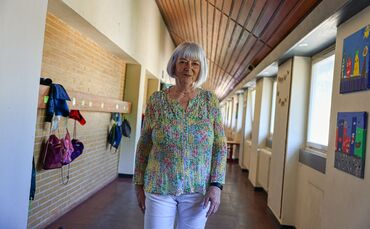 Susanne Lopes Kolbe (65) verabschiedet sich mit den Sommerferien 2026 aus dem Schuldienst.