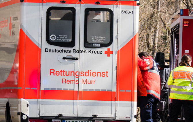 Unfall nahe Rettichkreisel - Bild 04_17