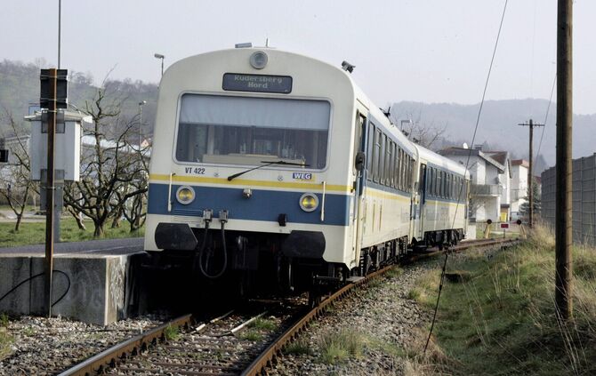 Wieslauftalbahn wiesel in Rudersberg Nord als Feature zu Streckenverlaengerung nach Oberndorf