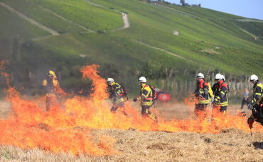 Dieses Foto zeigt eine frühere Übung der Feuerwehr (Symbolfoto).
