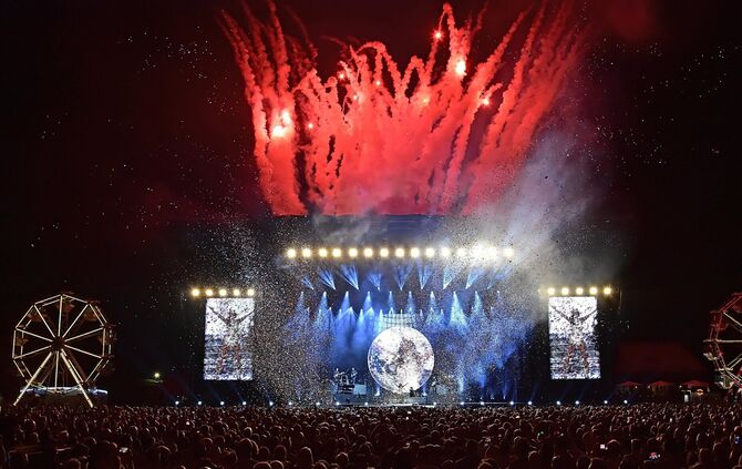 Solch ein Feuerwerk zum Abschluss, wie beispielsweise hier auf dem Foto von 2025, gehört eigentlich zu einem  "Heimspiel"-Konzer