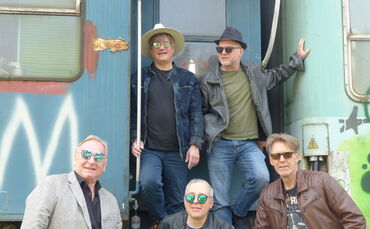 Die Schwabenrock-Band Waschbrett präsentiert in der Waiblinger Talaue Stücke aus ihrem aktuellen Album "Im Ländle", die zum Nach