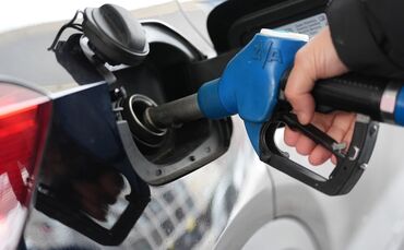 Tanken ist wieder deutlich teurer geworden. Vor allem der Dieselpreis hat angezogen. (Archivbild)