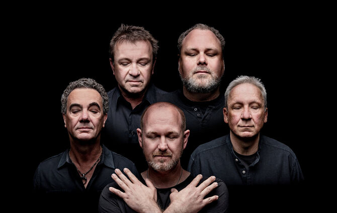Die Queen-Tributeband Under Pressure spielt am 25. Juli im VfL-Biergarten Talaue Klassiker und Publikumsfavoriten.