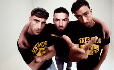 Das Rap-Trio "Junge Arbeiter".