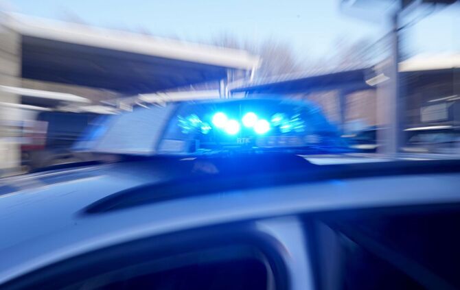 Polizei mit Blaulicht