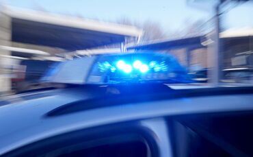 Polizei mit Blaulicht