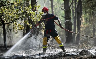 Waldbrand bei Paris