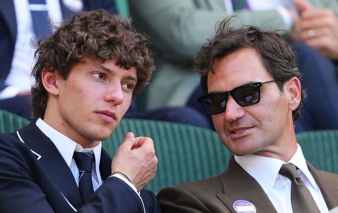 https://www.zvw.de/cms_media/module_img/7402/3701202_1_articledetail_Antonelli_unterhielt_sich_in_Wimbledon_angeregt_mit_Roger_Federer._Archivbild_.jpeg