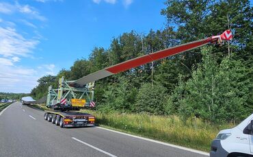Windradflügel löst Sperrung des Stuttgarter Kreuzes aus