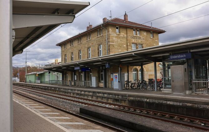 Der Vorfall ereignete sich am Bahnhof in Endersbach (Symbolfoto).