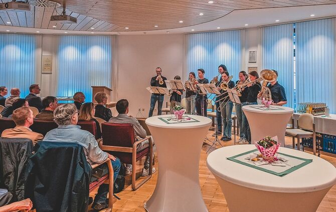 Auftritt der Jugendmusikschule bei der Übergabe der Fördermittel.