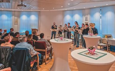 Auftritt der Jugendmusikschule bei der Übergabe der Fördermittel.