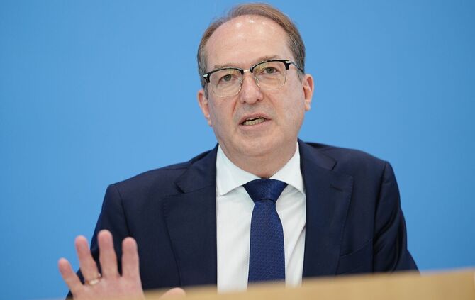 Bundesinnenminister Alexander Dobrindt hatte bereits vor einem Monat bei der Innenministerkonferenz in Hamburg von einer «hohen