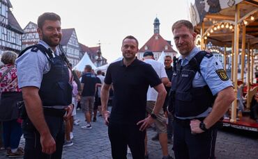 Polizeirevierleiter Stephan Schlotz, Jörn Rieg, Fachbereichsleiter Sicherheit und Orndung bei der Stadt Schorndorf, und Polizeih