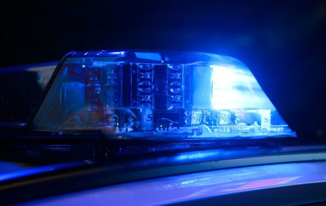 Die Polizei konnte die beteiligten Fahrer nicht mehr antreffen. (Symbolbild)