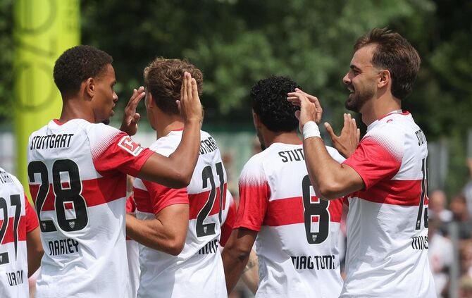 Jovan Milosevic (rechts im Bild) erzielte im Testspiel gegen Balingen zwei Tore.