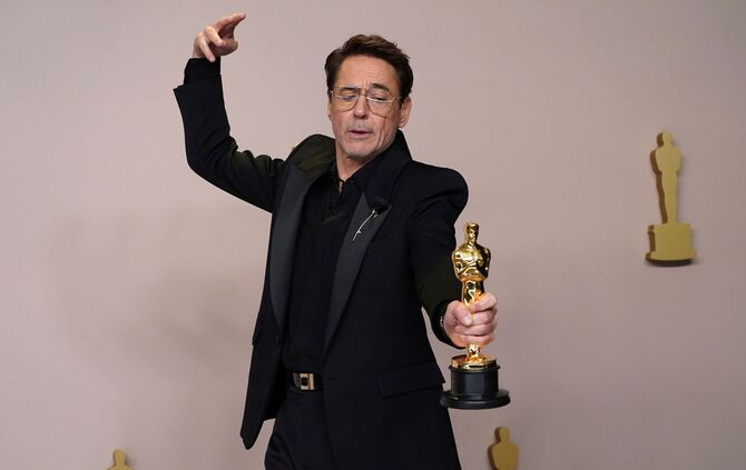 Robert Downey Jr.