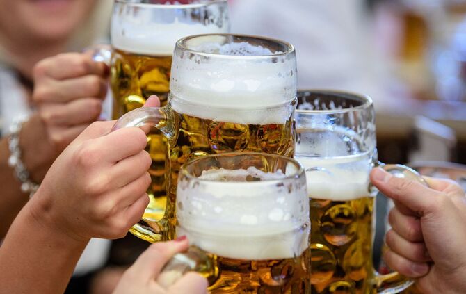 Im Bierzelt