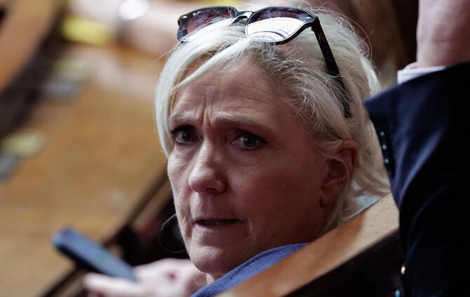 Le Pen legt Revision ein – Wahlkampfstart ohne Fußfessel
