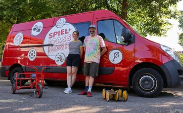 Der "rote Bus" ist eines der zwei "Spiel- und Spaßmobile" der Stadt Waiblingen (Archivfoto). Natascha Strehlow und Alexander Vet