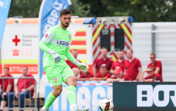 VfB-Torhüter Dennis Seimen fällt rund zwei Monate aus.
