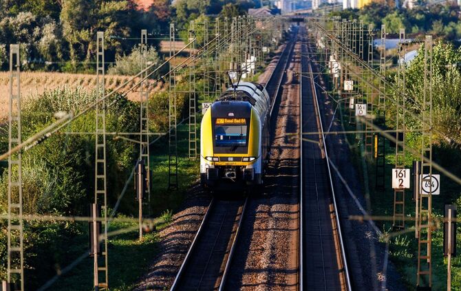 Studie "Wie profitiert die Region vom Ausbau der Rheintalbahn"