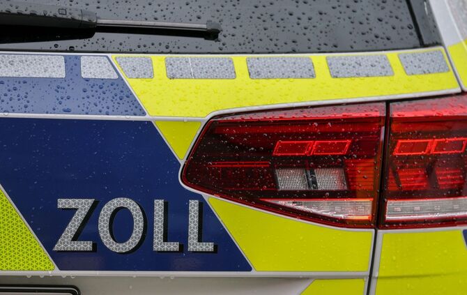 Dienstfahrzeug des Zolls