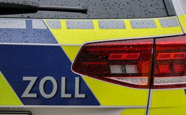 Dienstfahrzeug des Zolls