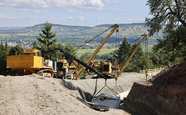 Ein Teil der Pipeline auf der Gemarkung Kernen ab der Grenze zu Weinstadt bis zum Schurwald wird derzeit noch verlegt.