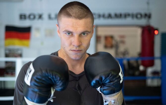 Boxen: Supermittelgewicht, Zachenhuber beim Training