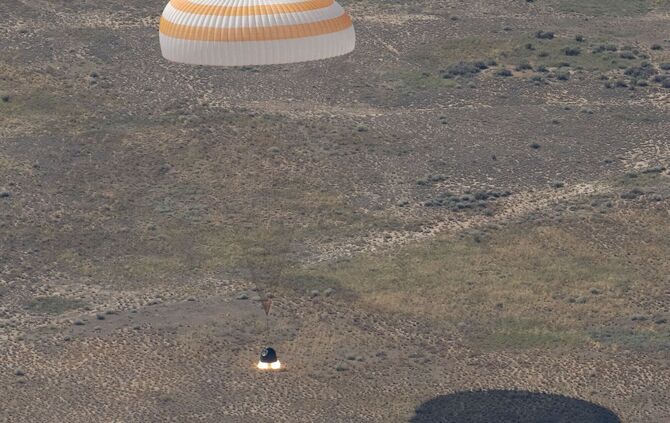 Drei Raumfahrer von der ISS zurückgekehrt