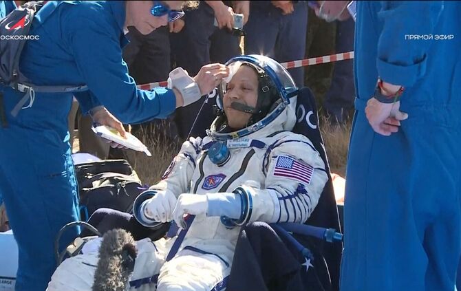 Drei Raumfahrer von ISS zurückgekehrt