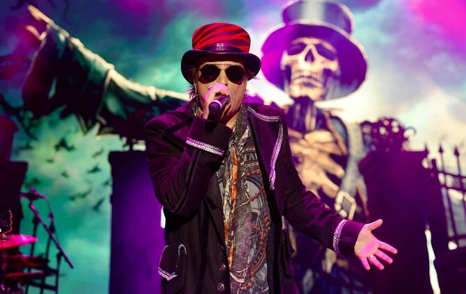 Tobias Sammet, Frontmann und Kopf von Avantasia auf der Zeltspektakel-Bühne.