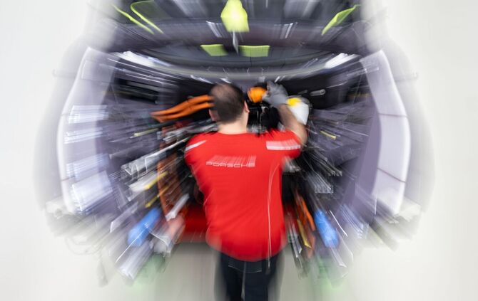 Porsche AG
