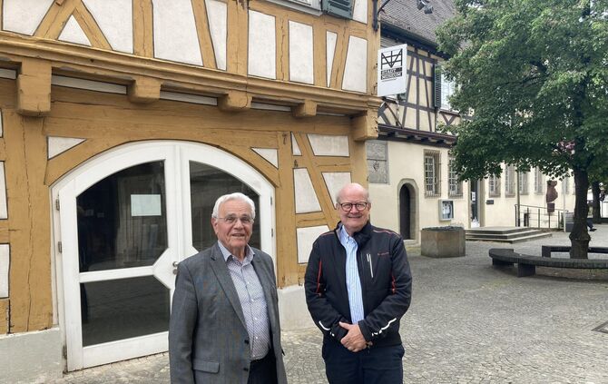 Für Alt-OB Winfried Kübler und Ex-Stadtrat Manfred Bantel (von links) ist der Kampf ums Stadtmuseum noch nicht verloren.