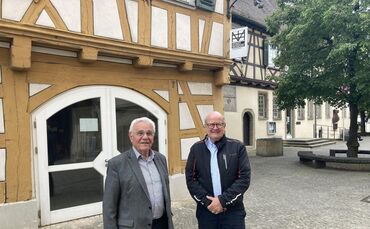 Für Alt-OB Winfried Kübler und Ex-Stadtrat Manfred Bantel (von links) ist der Kampf ums Stadtmuseum noch nicht verloren.