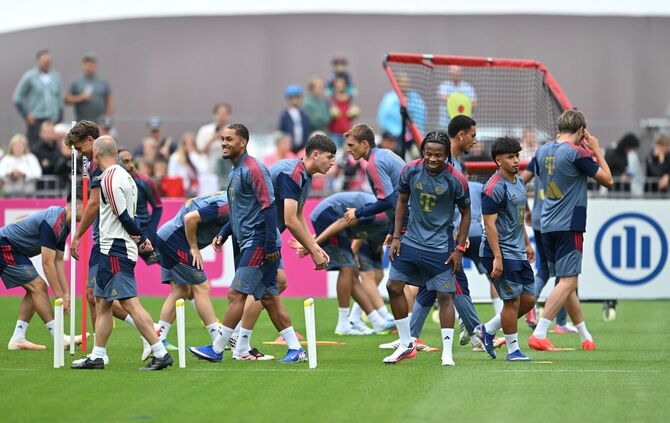 Beginn Trainingslager FC Bayern München