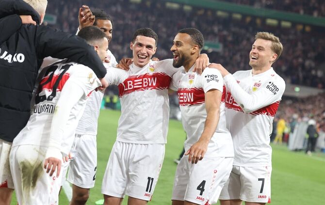 Bilal El Khannouss (Mitte) ist einer der Kandidaten, der den VfB in diesem Sommer verlassen könnte.