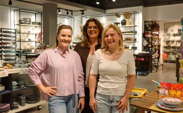 Umbau bei Bantel: Auf dem Foto Christina Bantel-Wild, Geschäftsführerin (Mitte) mit ihren Töchtern und Mitgeschäftsführerinnen M