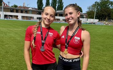 Erfolgreiche Sportlerinnen der SG Schorndorf: Lara Korber (links) und Livia Ruf.
