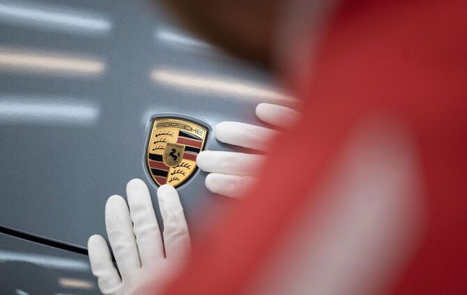 Porsche AG