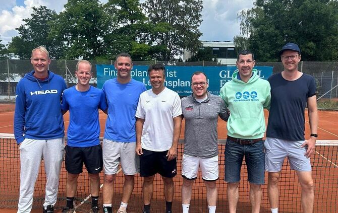 Die Männer 30 des TC Winnenden: D. Klier, J. Müller, D. Pertschi, M. Nickel, M. Hepp, E. König, T. Brandt (von links, es fehlen: