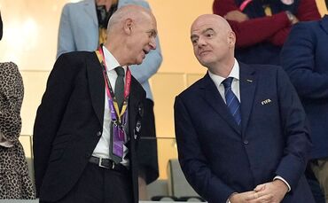 Bernd Neuendorf und Gianni Infantino