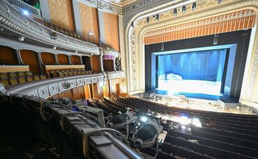 Das Opernhaus in Stuttgart ist stark sanierungsbedürftig. Wie genau die Sanierung aber ablaufen soll, ist strittig. (Archivbild)