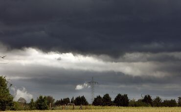 Der DWD warnt vor starkem Gewitter. (Symbolfoto)