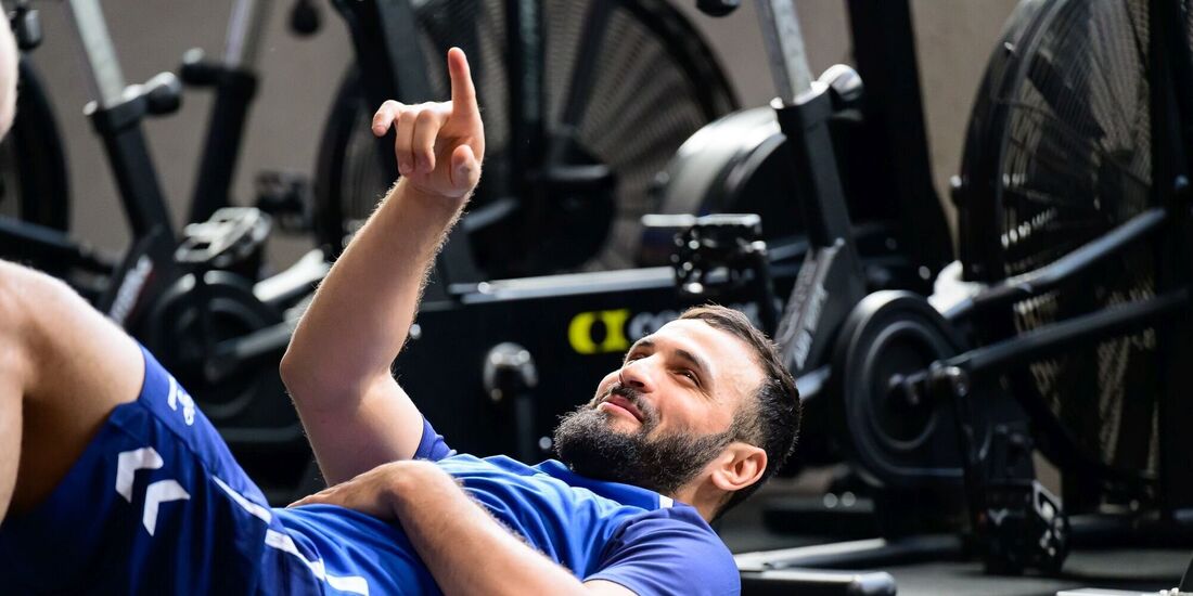 Mohamed Amine Darmoul, hier im Trainingslager im Zillertal, will mit dem TVB Stuttgart hoch hinaus.